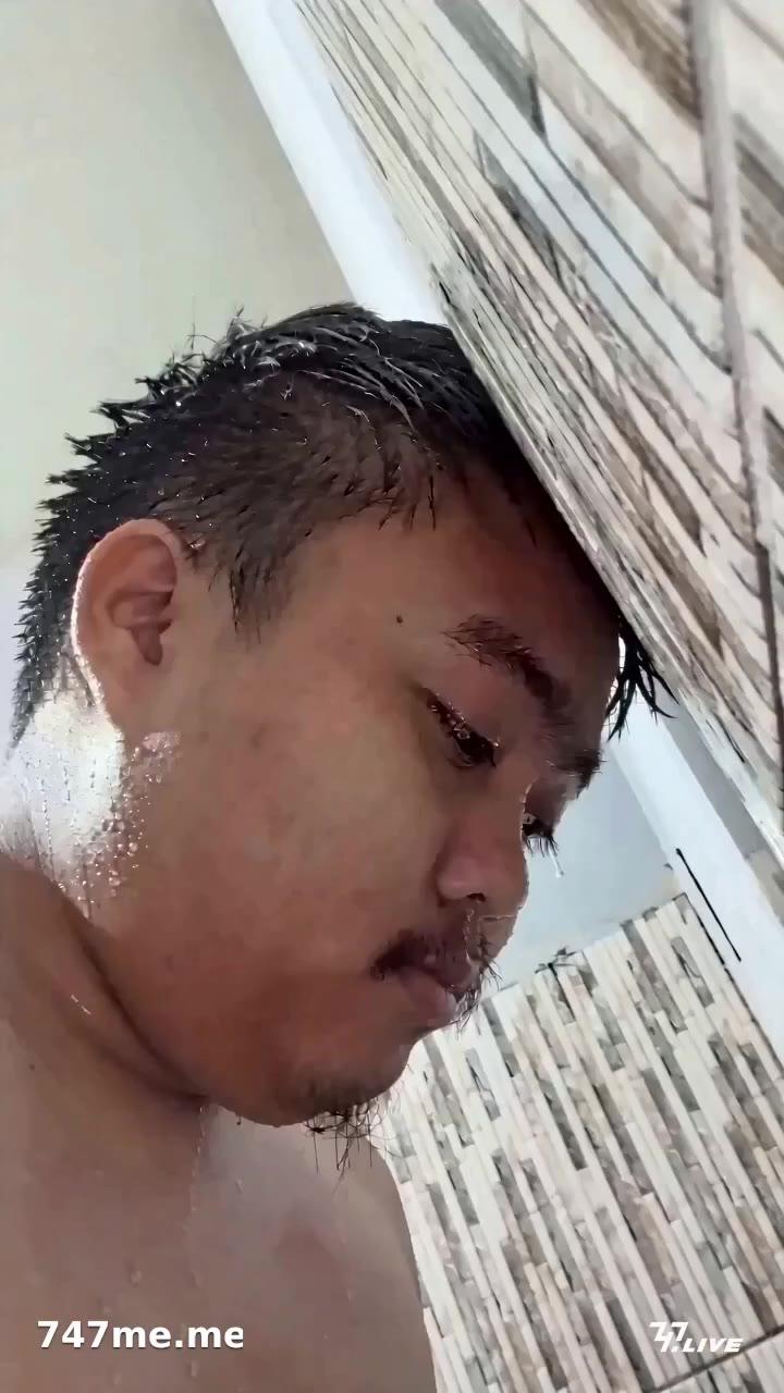 Remix of make this guy cry. but don't change the camera position and the angel, stay with